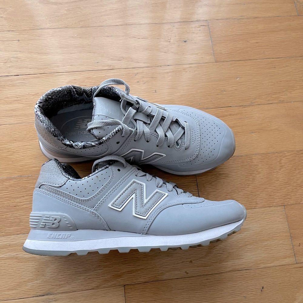 New balance women’s athletic shoes